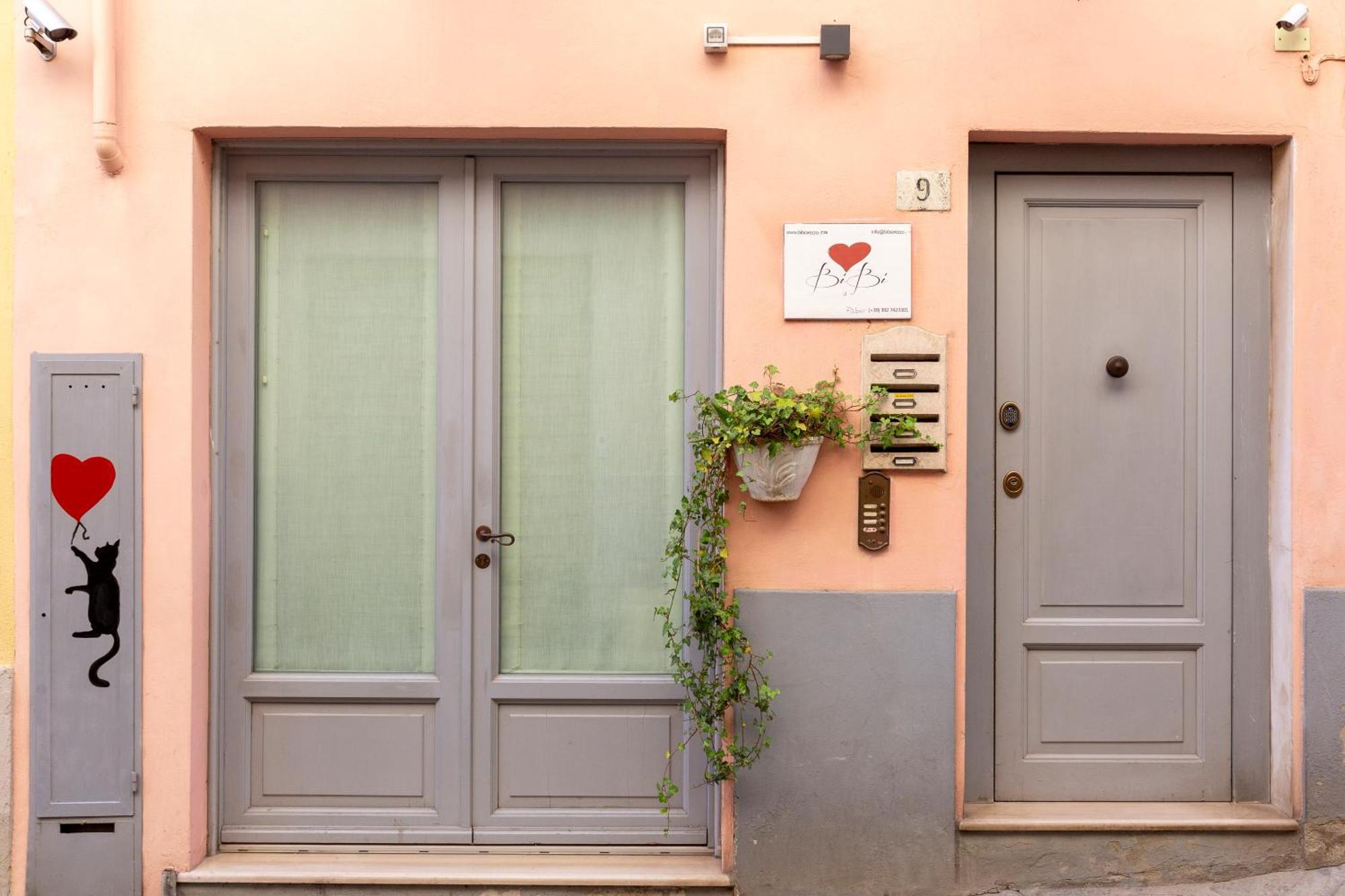 LA FIABA DEL CARTAZUCCHERO Possibilità di self check-in Arezzo Exterior foto